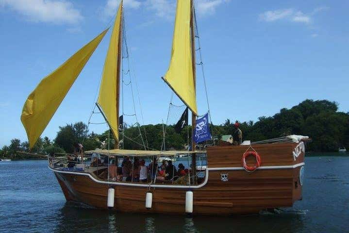 Surcando las aguas del Índico en un barco pirata